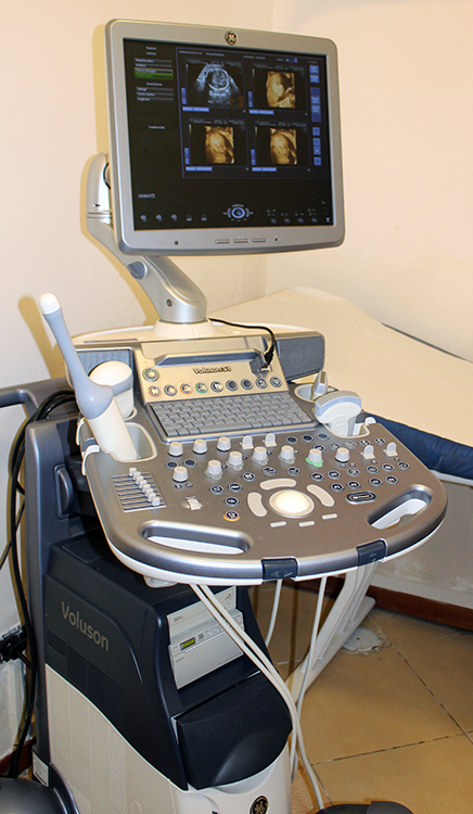 ecografie 4d roma, ecografo 4d per svolgere ecografie tridimensionali in movimento, ecografie 4d